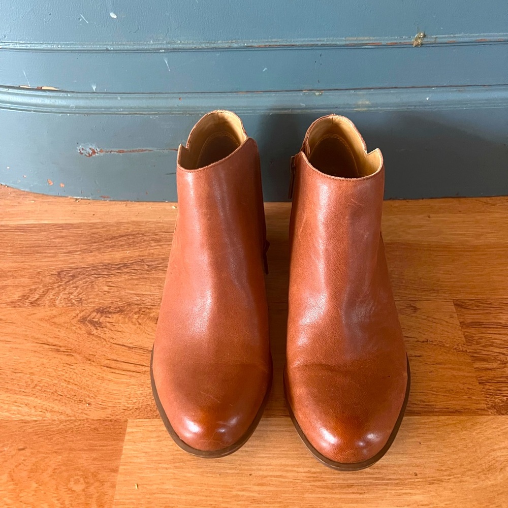 Lucky brand cognac zip booties